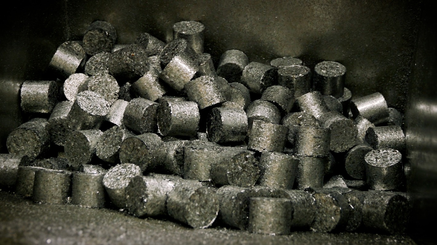 Aluminum briquettes